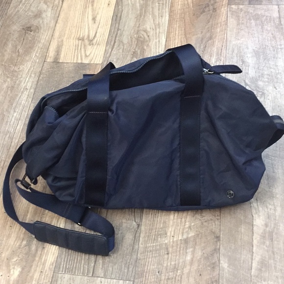 lululemon athletica Handbags - Lululemon bag NWOT